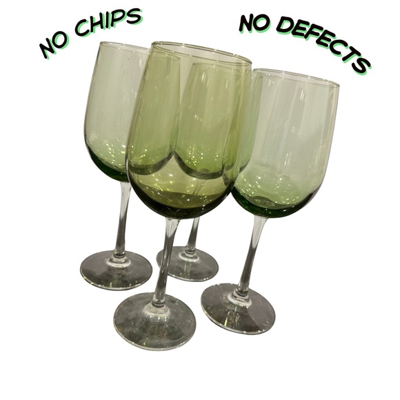 Vintage Pier 1 Hand Blown Green Tinted Wine Glasses Set of 4 – Stemware - Picture 3 of 5